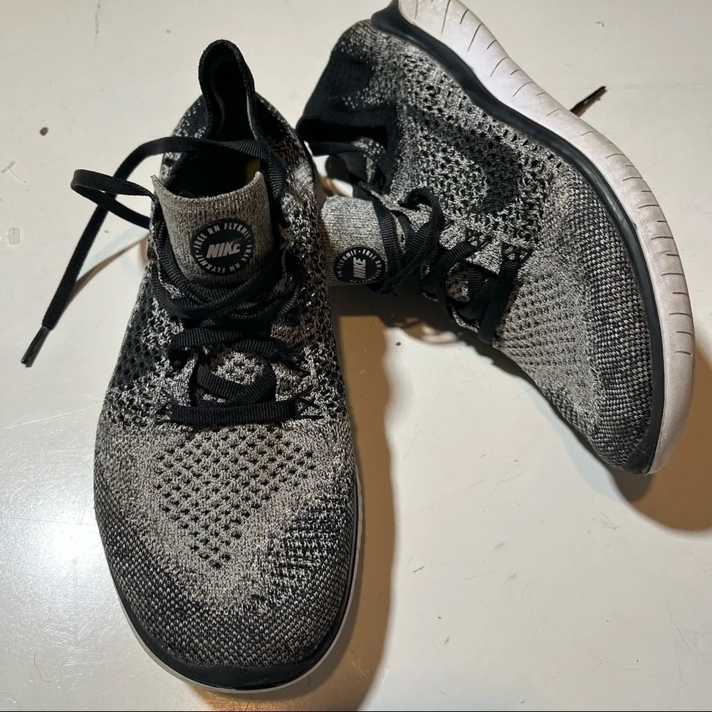Size 7.5 - Nike Free Rn Flyknit 2017 Black/White EUC!.